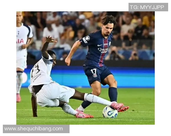 法甲焦点战：布雷斯特主场迎战摩纳哥全力争胜